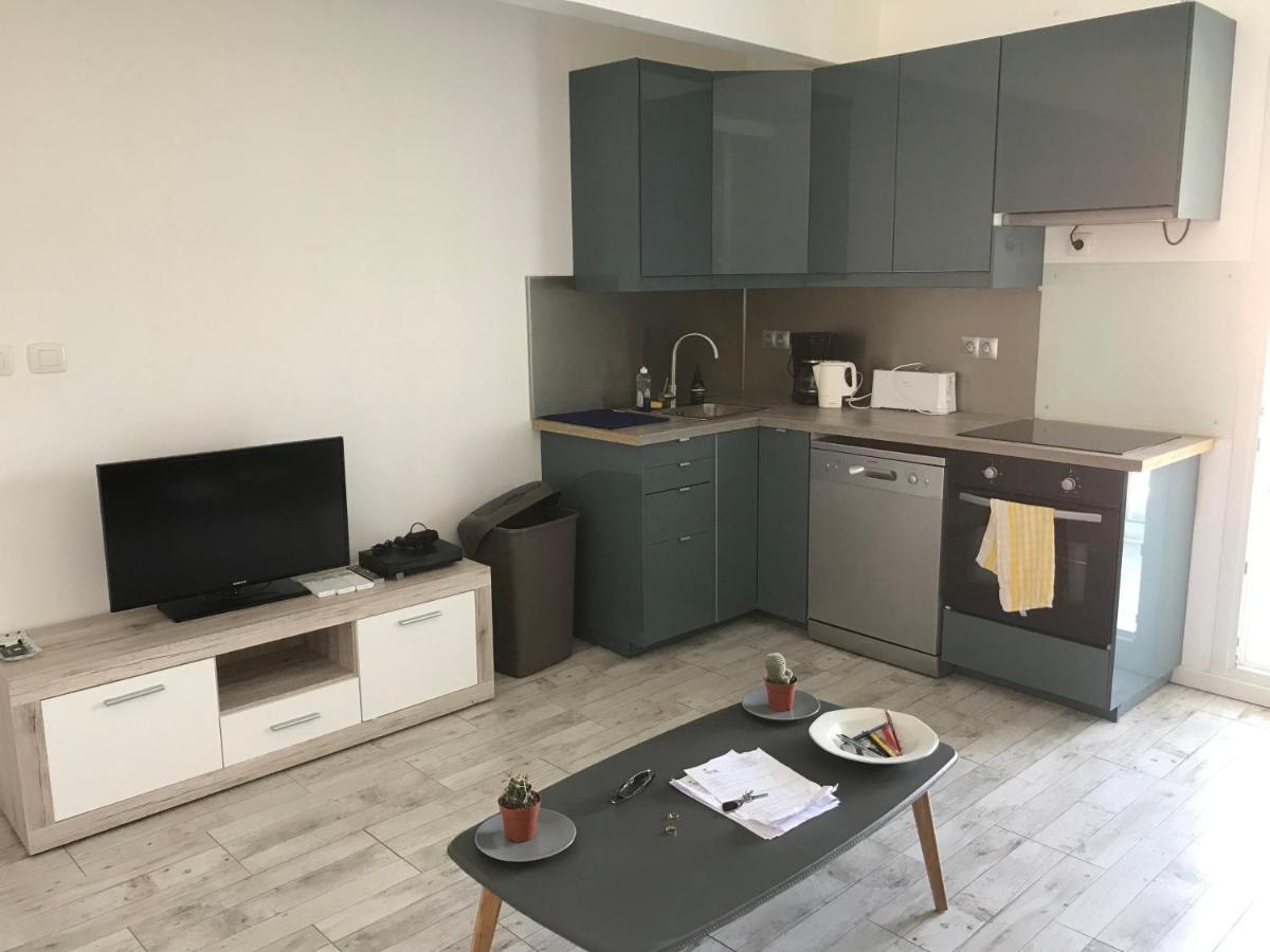 Hôtel 4 A 6 Personnes Sur La Coulee Verte à Nice Extérieur photo