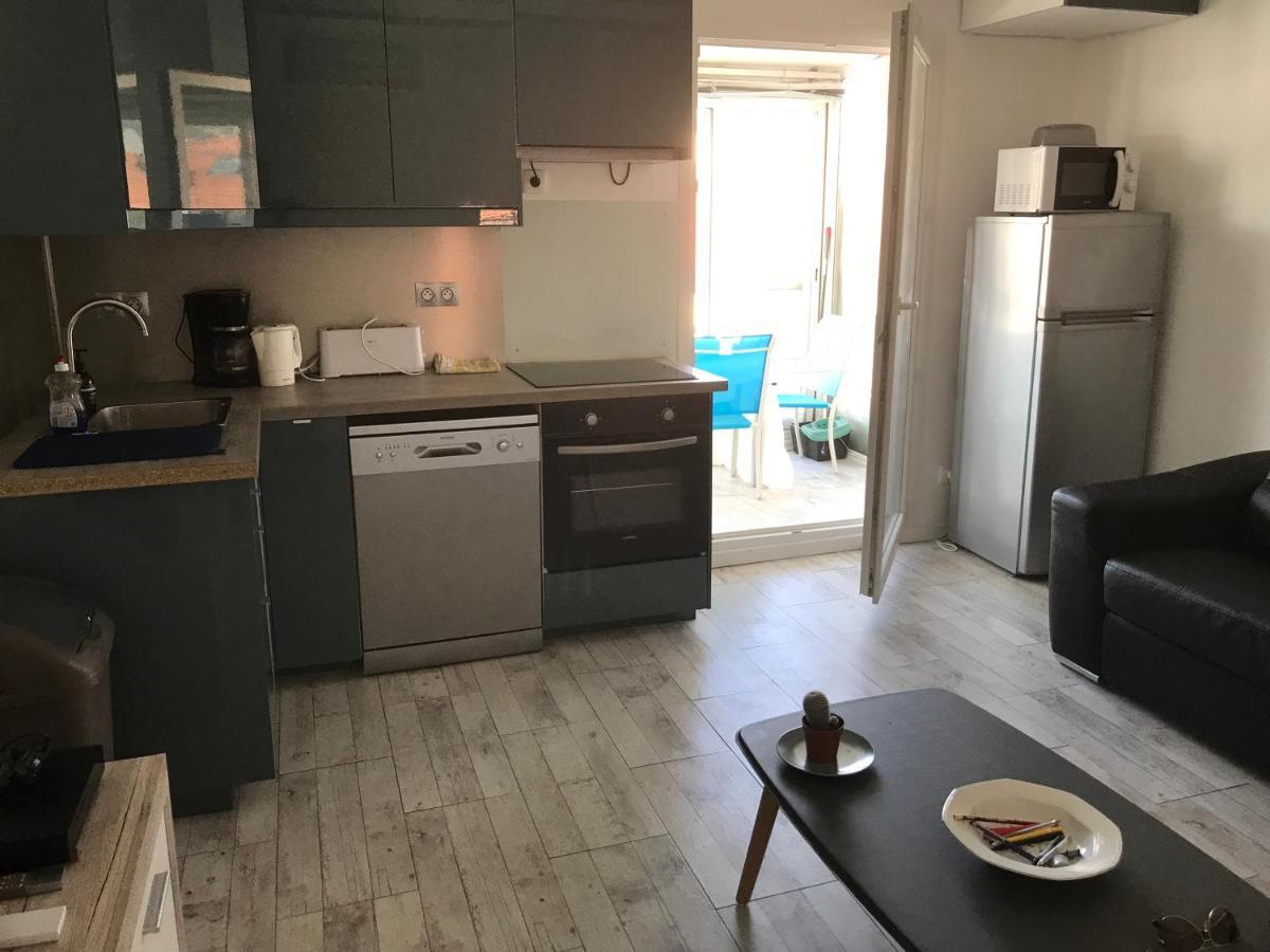 Hôtel 4 A 6 Personnes Sur La Coulee Verte à Nice Extérieur photo
